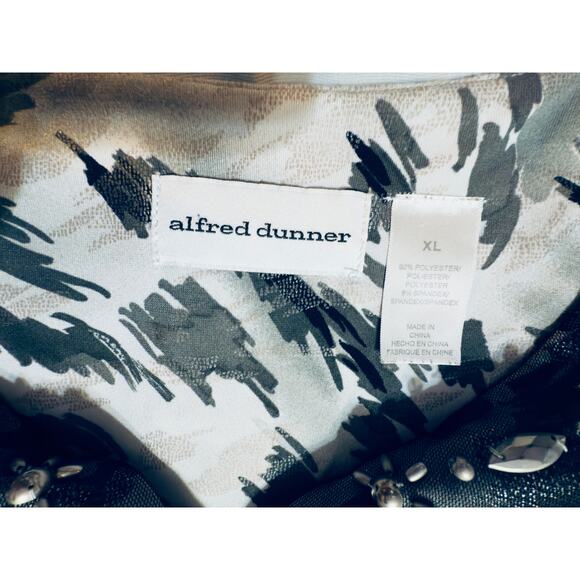 Alfred Dunner XL Embellished V-Neck 3/4 Sleeve Stretch Top Gray Abstract Print - Picture 3 of 6